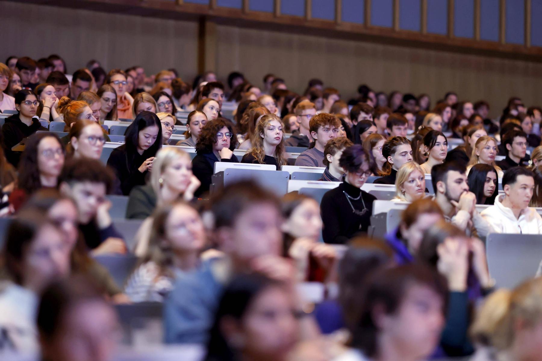 Arbeiten neben dem Studium ist gut, hat aber seinen Preis