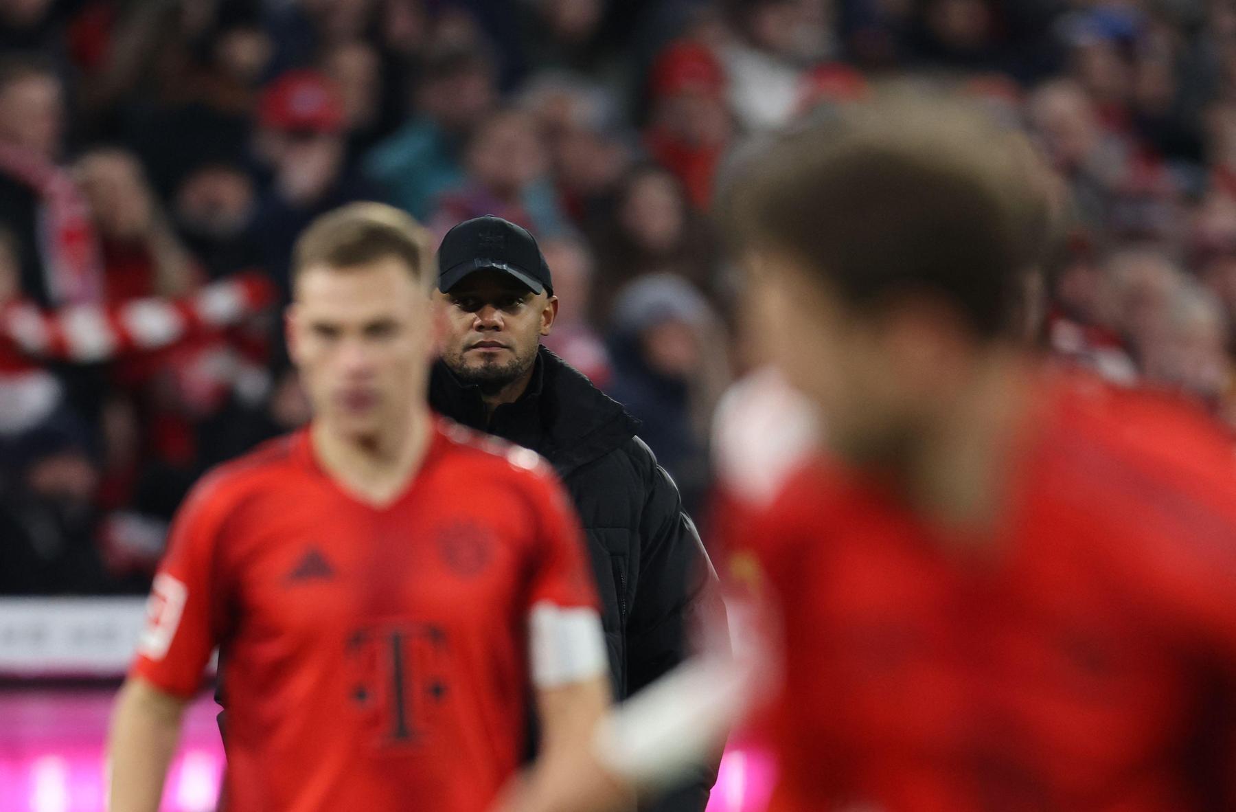 Bayern-Trainer Kompany: „Fast unmöglich über Fußball zu sprechen“